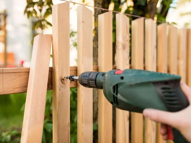 Michigan City Indiana residential fence repair