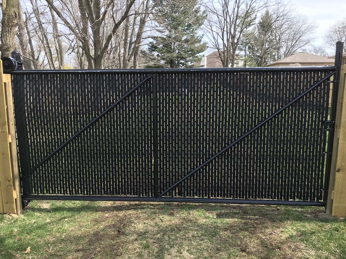 Photo of chain link fence in Valparaiso, Indiana with privacy slats