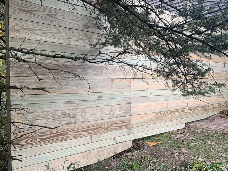 Wood fence solutions for the Valparaiso Indiana area