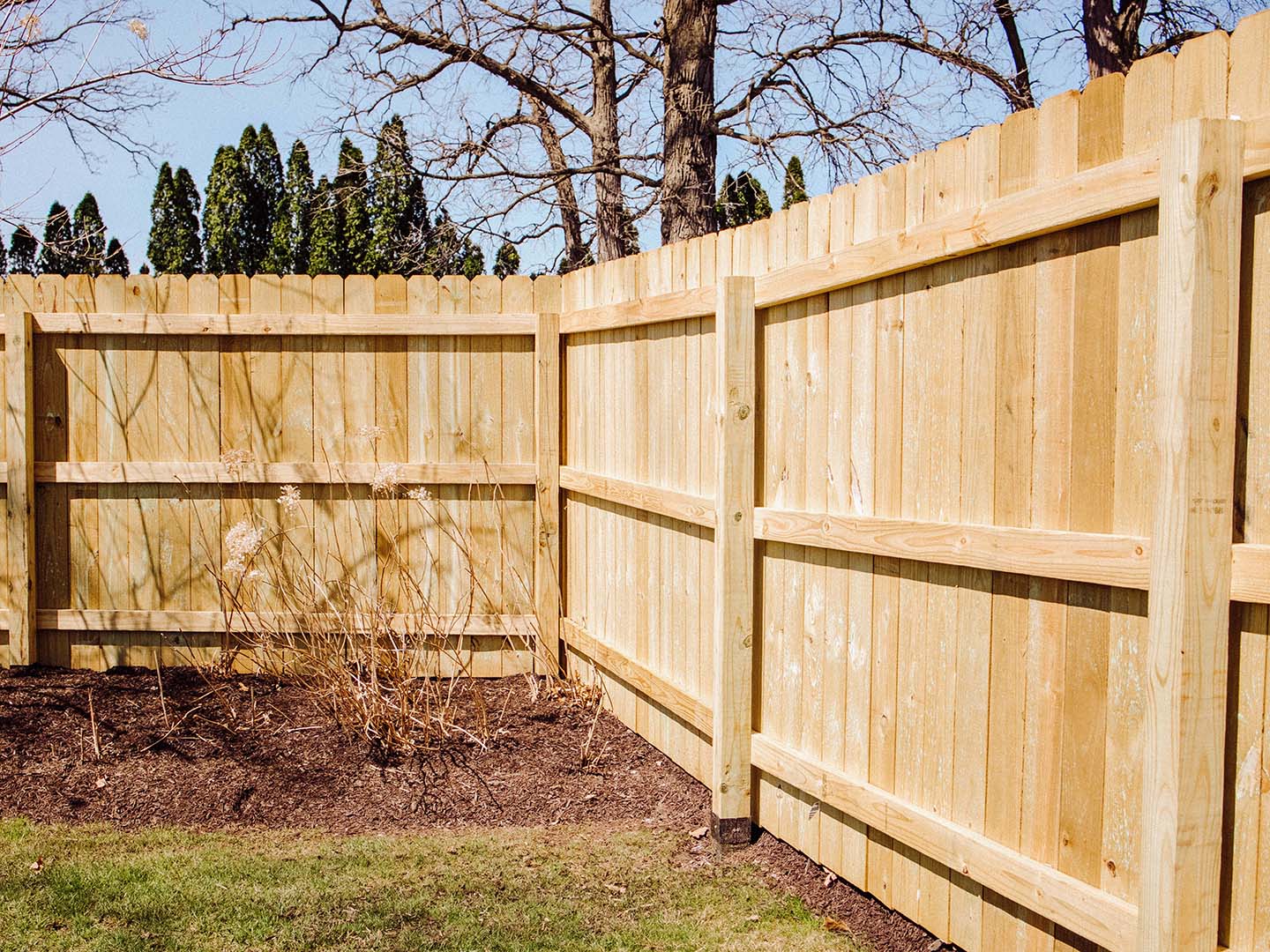 Kouts Indiana wood privacy fencing